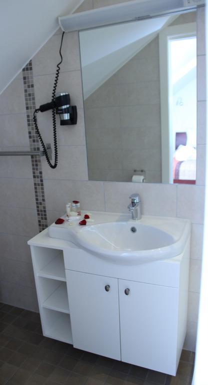 Gargzdu Pramogos Hotell Gargždai Rum bild